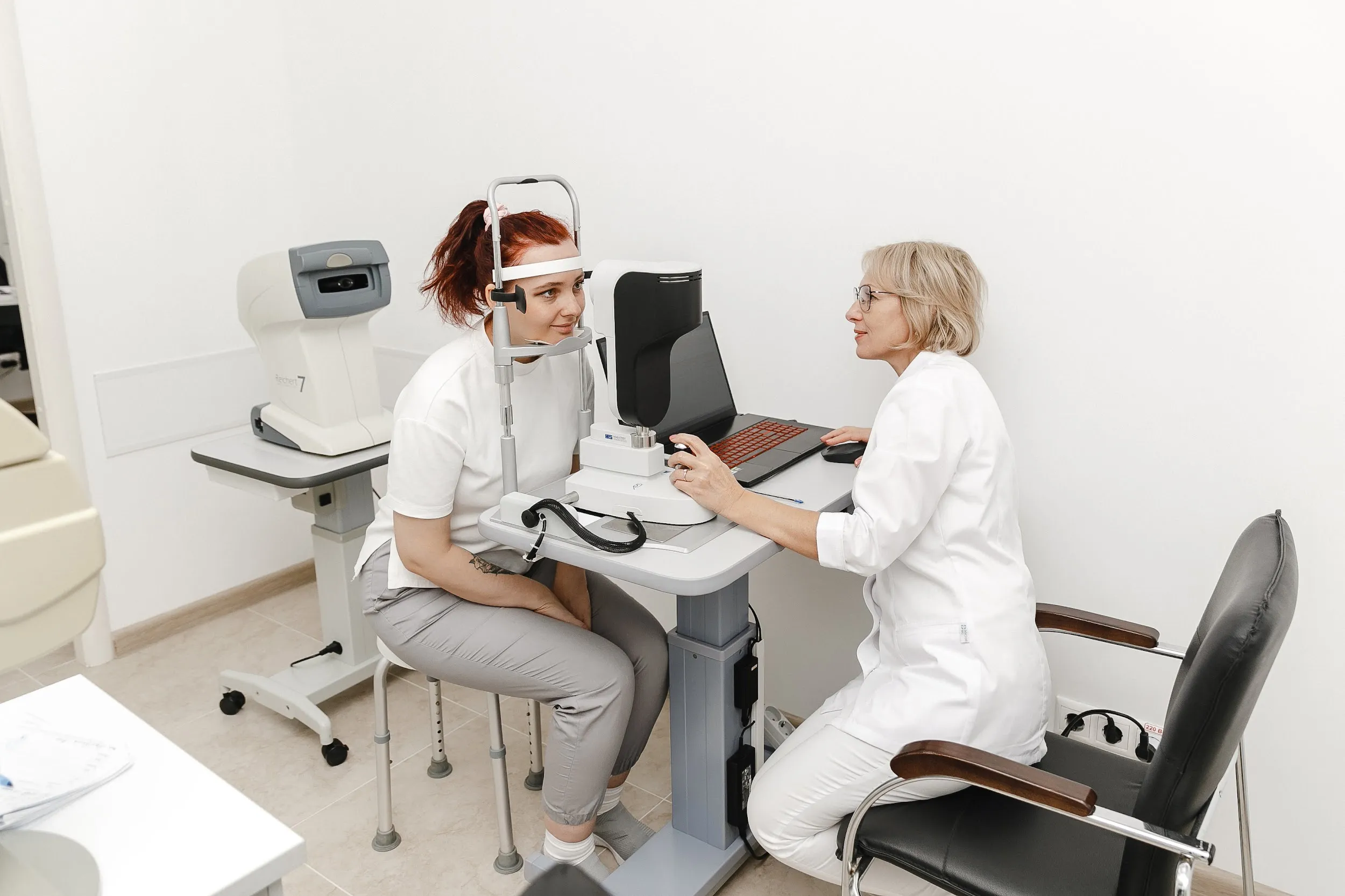 Оптическая биометрия