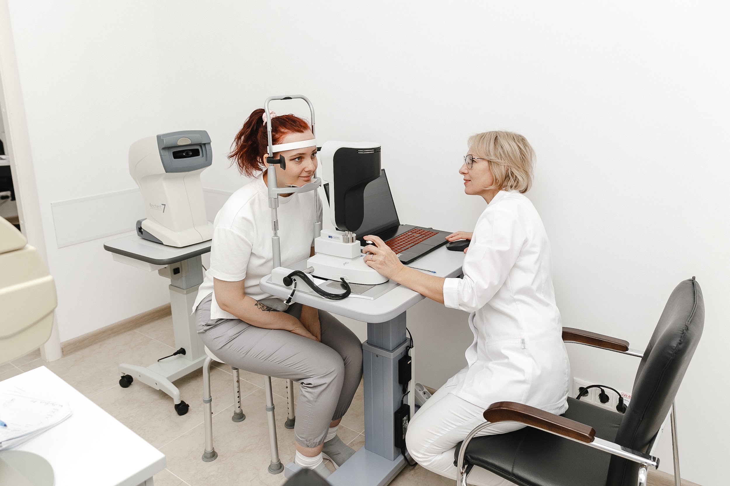 Оптическая биометрия