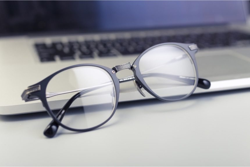 А сколько у Вас пар очков?